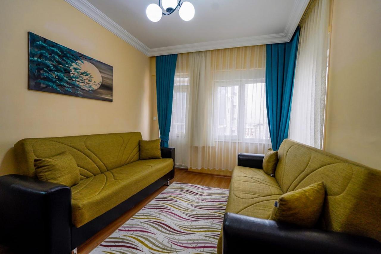 Cozy Flat With Balcony In Kepez
