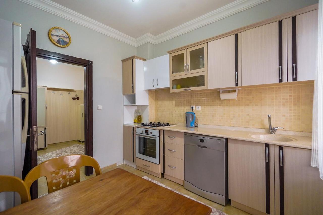 Appartement Cozy Flat With Balcony In Kepez *